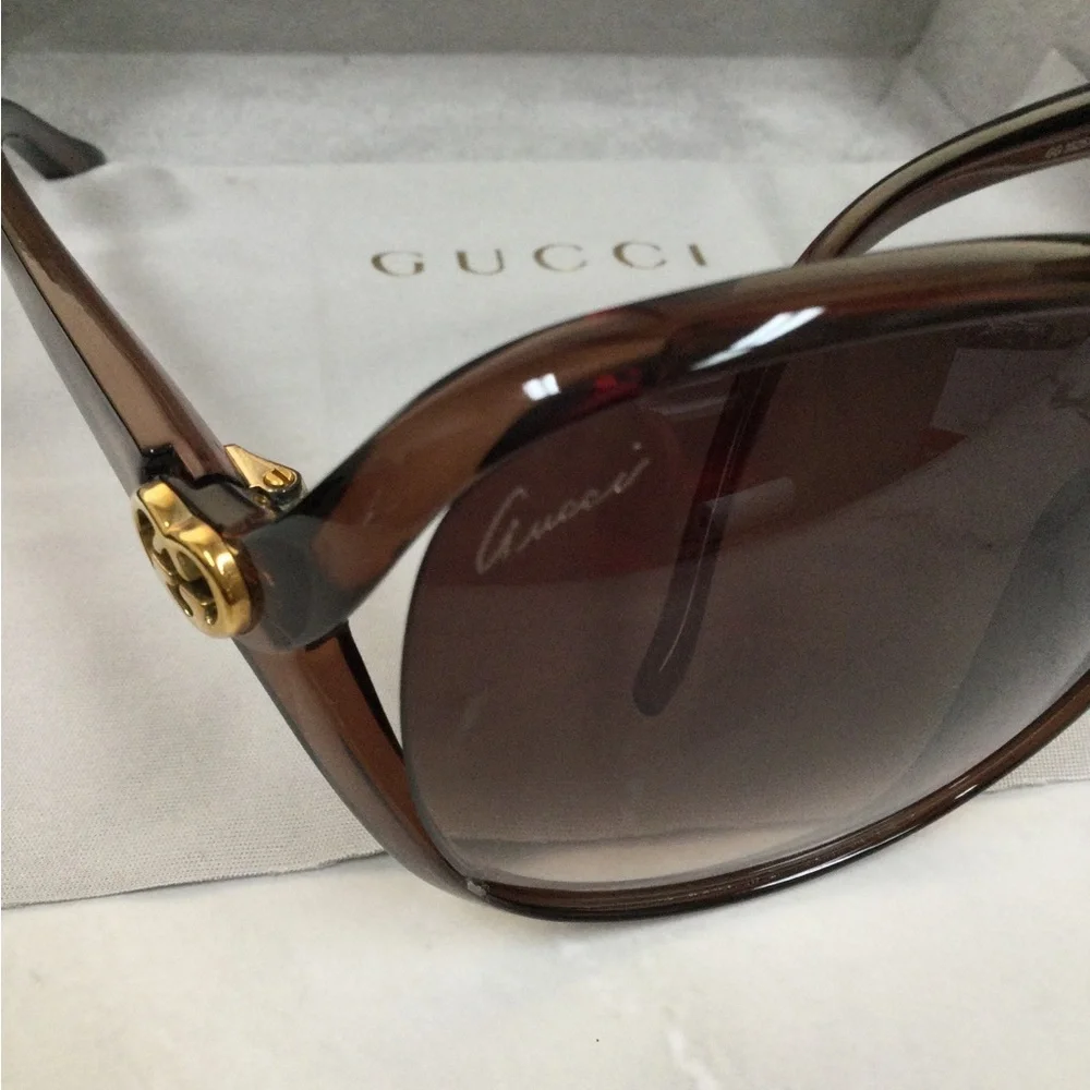 NIB Gucci Women’s Brown Gradient Oversized “Butterfly” Sunglasses